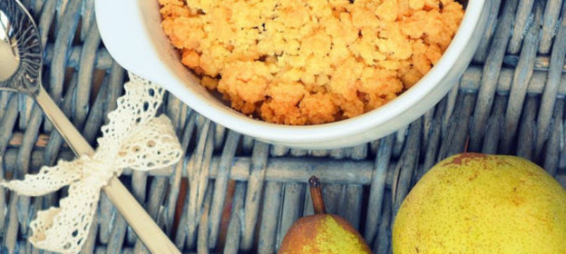 Грушево-шоколадный крамбл