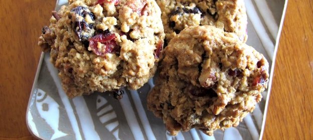 Овсяное печенье с сухофруктами и орехами