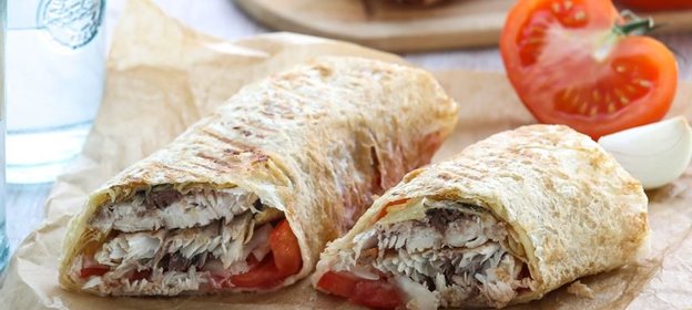 Балык экмек, буквально «рыба с хлебом» по-турецки