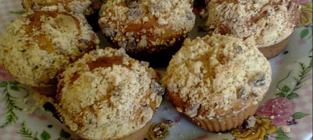 Банановые кексики с кукурузно-ореховым штрейзелем