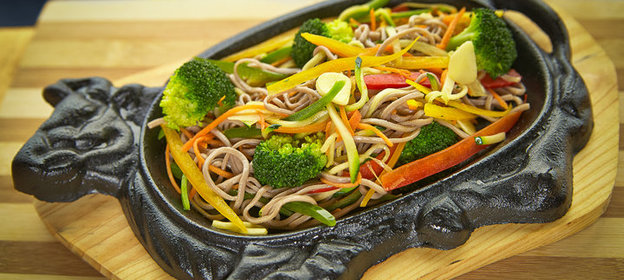 Лапша с брокколи