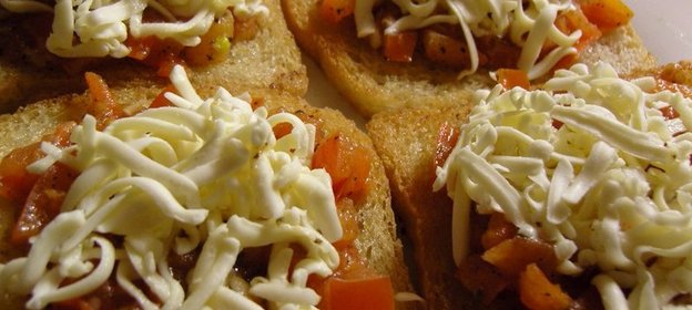 Хлеб обжаренный по итальянски - BRUSCHETTA