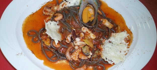 паста с чернилами каракатицы