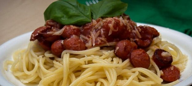 Паста с копчеными колбасками