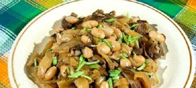 Тушеная капуста с грибами