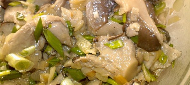 Пикантный салат из вешенок