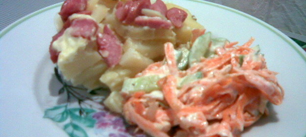 Запеканка Картофель с сосисками в омлете