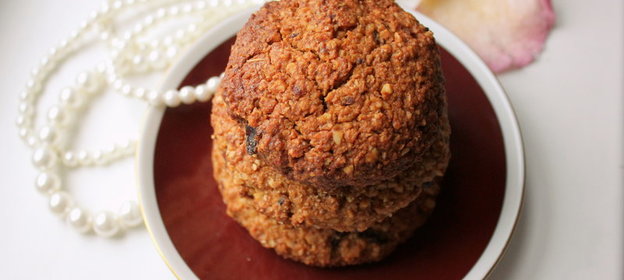 Овсяное печенье с изюмом и орехами