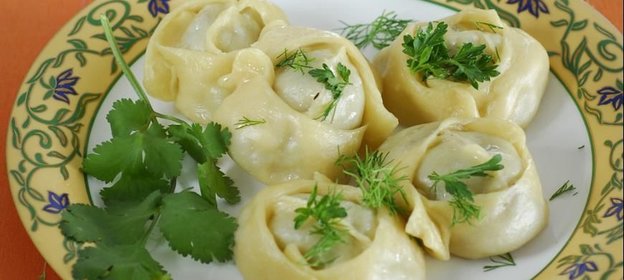 Манты с маринованным мясом