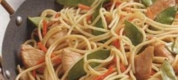 Спагетти с курицей по-китайски