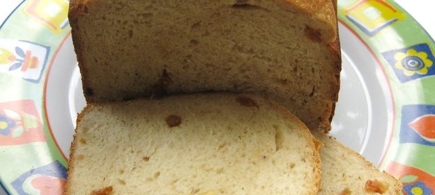 Хлеб медовый с изюмом, орехами и семечками. Рецепт для хлебопечки