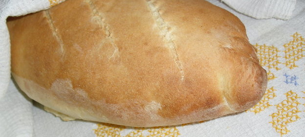 Батон на сыворотке с манкой