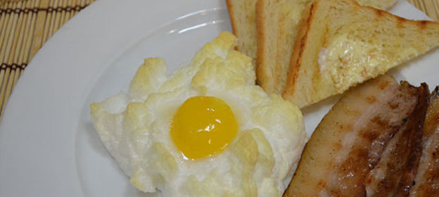 Салат с кальмарами