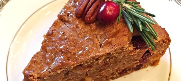 Традиционный рождественский кекс с пеканом