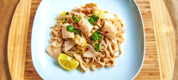 Тайская лапша с кальмарами