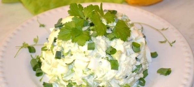 Салат из редьки с яйцом