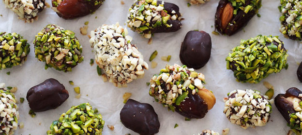 Финики в шоколаде