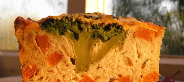 Куриная запеканка с брокколи и тыквой