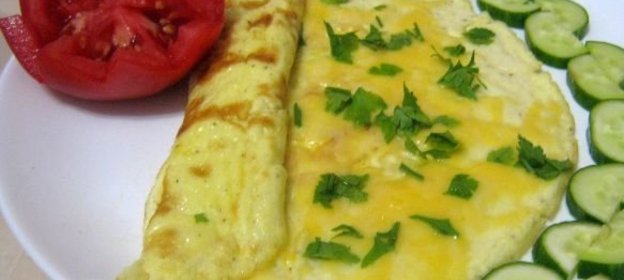 Цветная капуста, запеченная с хлебом и колбасой