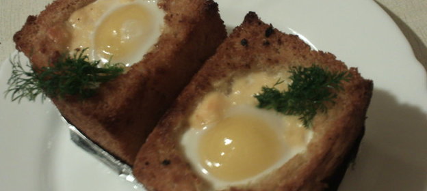 яйца в хлебе по-парижски