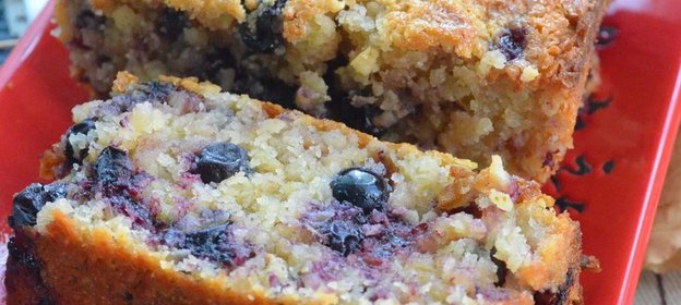 Кекс со смородиной без муки