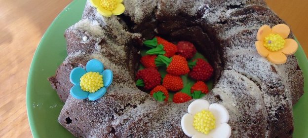 Кекс Зимняя вишня