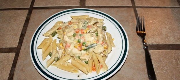 Курица в сметане с овощами