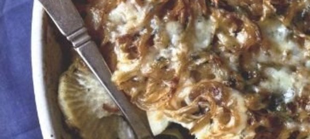 Картофельная запеканка с грибами и репой