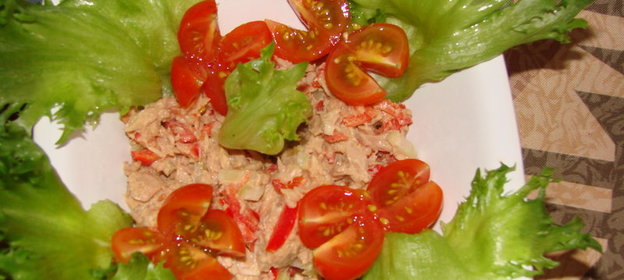 салат с тунцом