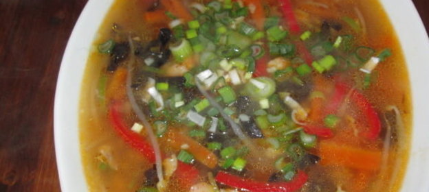 Пикантный соус из слив