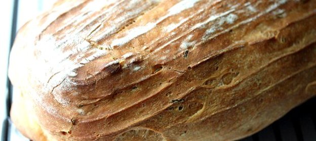 Быстрый хлеб с оливками и розмарином