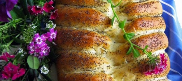 Хала - традиционный еврейский хлеб