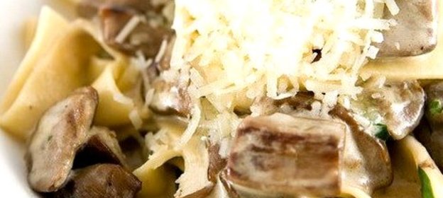 Спагетти с белыми грибами