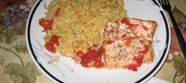 Филе лосося запеченное с гарниром