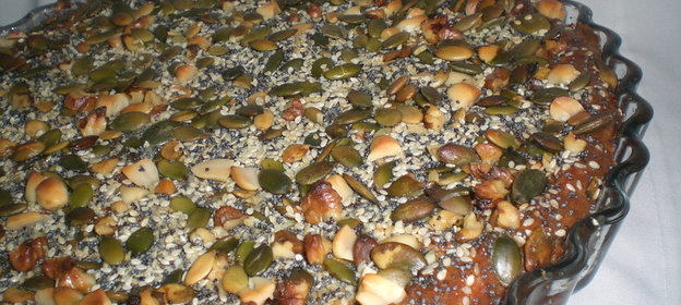 Творожно-Сырная запеканка с орехами и семечками