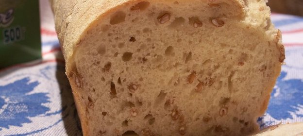 Простой белый хлеб с пророщенной пшеницей