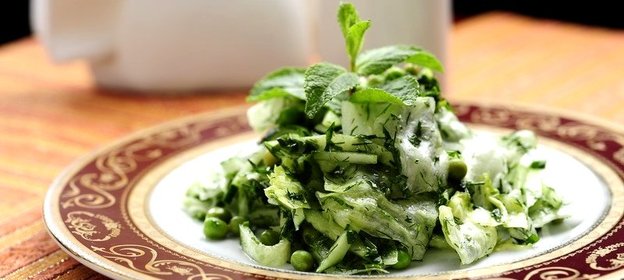 Восточный салат