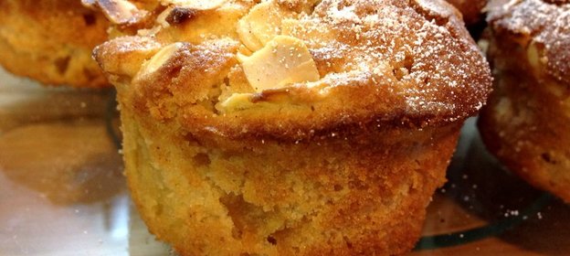 Яблочные кексы