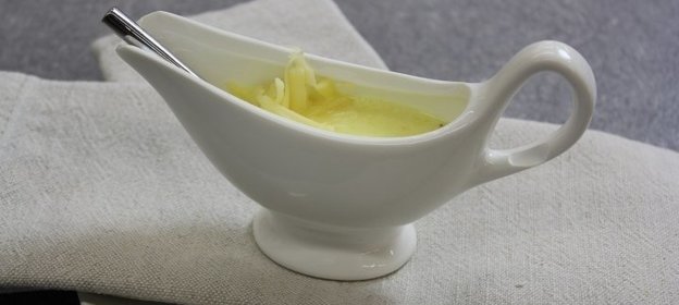 Овощная запеканка с колбасой