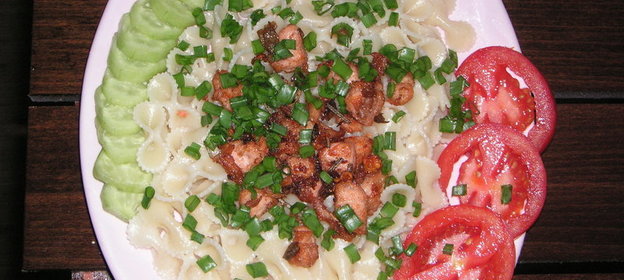 лосось с макаронами