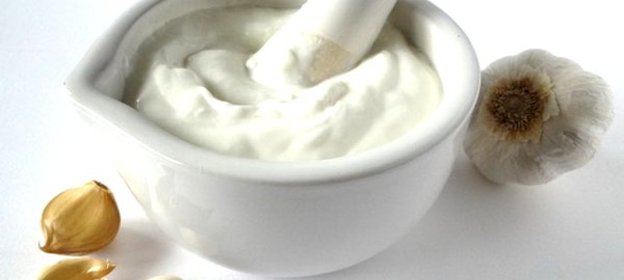 Молочно-чесночный соус