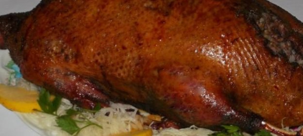 Салат из свекольной ботвы