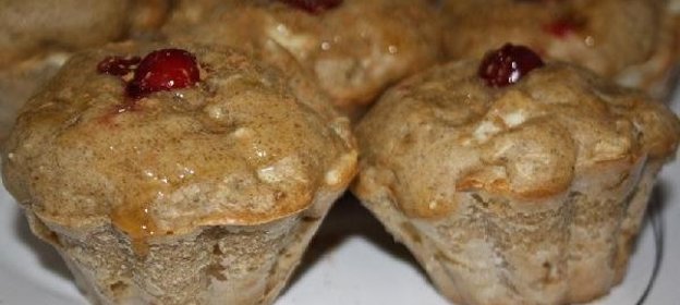 Яблочные кексы