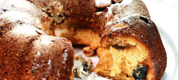 Гугельхопф, немецкий пасхальный кекс