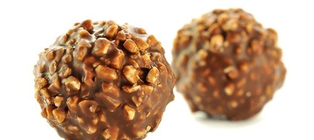 Замороженные шоколадные трюфели с миндалем