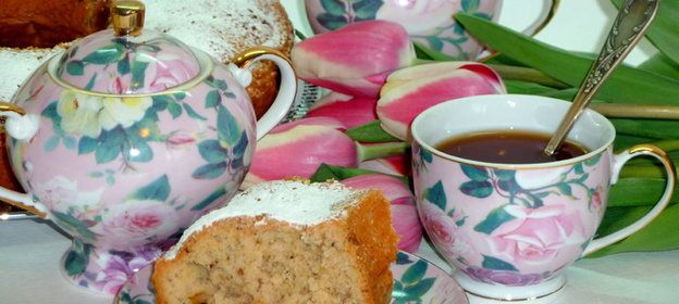 Ароматный кекс с орехами и изюмом из серии быстрой выпечкиа