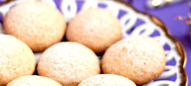 Кокосовое печенье с кардамоном