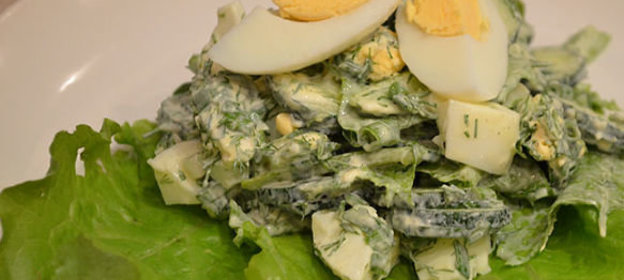 Свежий салат с плавленым сырком