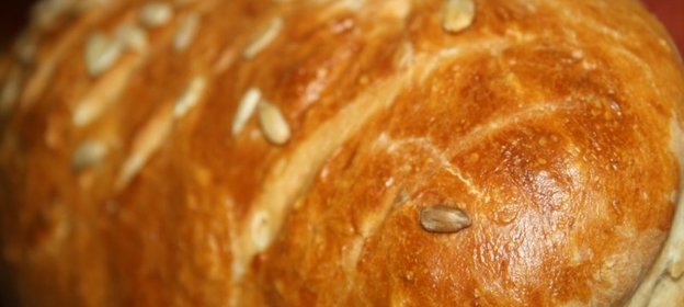 Медовый хлеб с отрубями и семечками подсолнечника