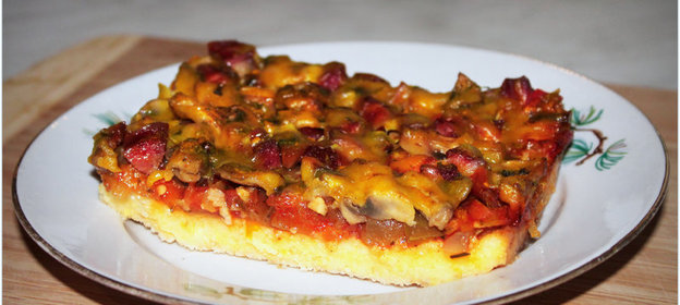 Запеканка из поленты Охотничья